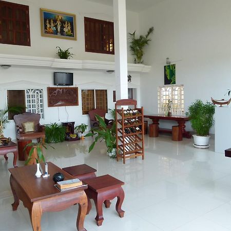 Overflow Guesthouse เสียมราฐ ภายนอก รูปภาพ