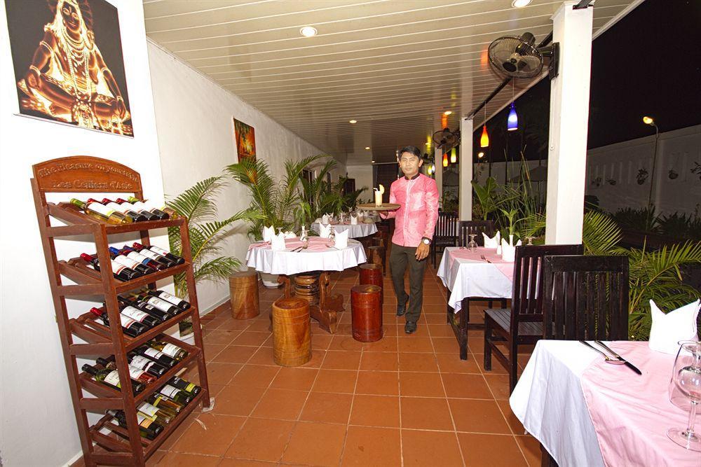 Overflow Guesthouse เสียมราฐ ภายนอก รูปภาพ