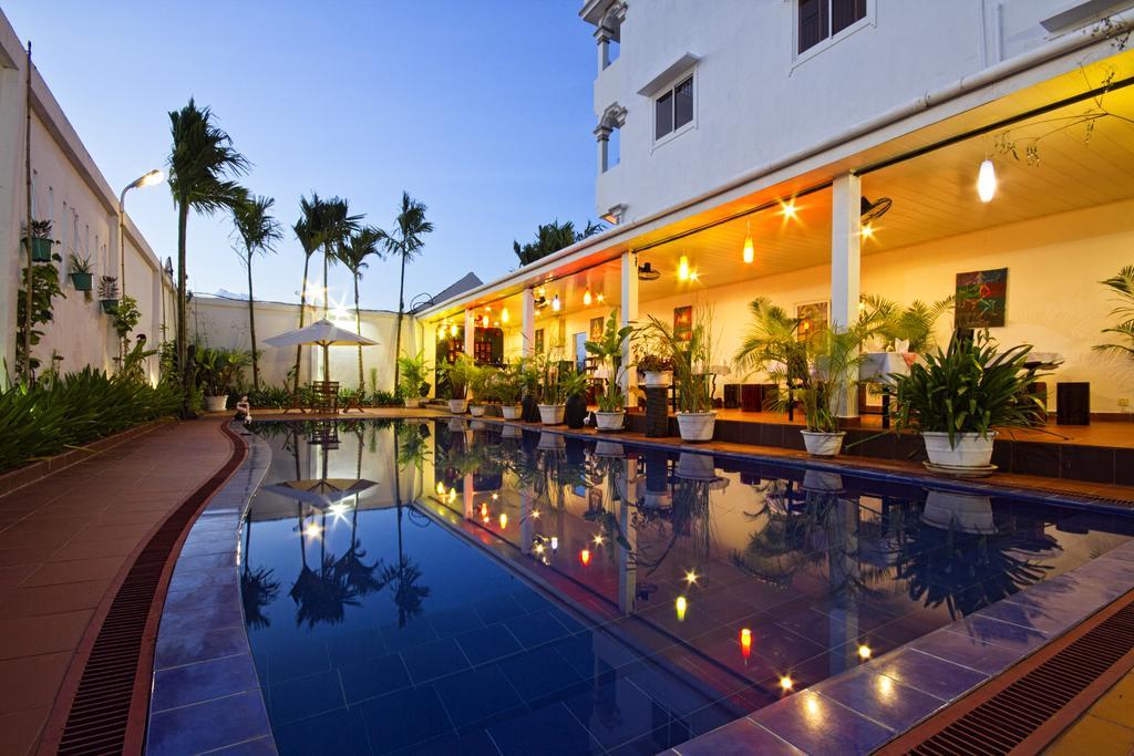 Overflow Guesthouse เสียมราฐ ภายนอก รูปภาพ
