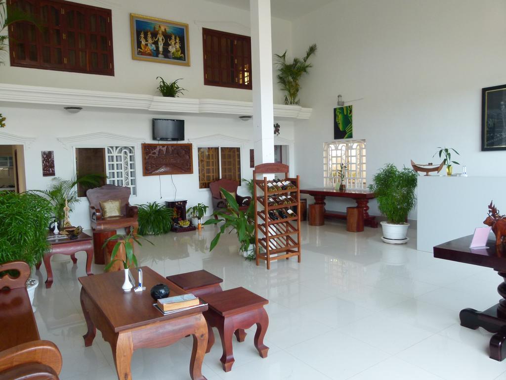 Overflow Guesthouse เสียมราฐ ภายนอก รูปภาพ