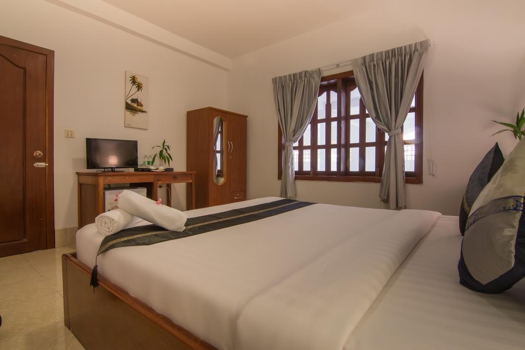 Overflow Guesthouse เสียมราฐ ภายนอก รูปภาพ