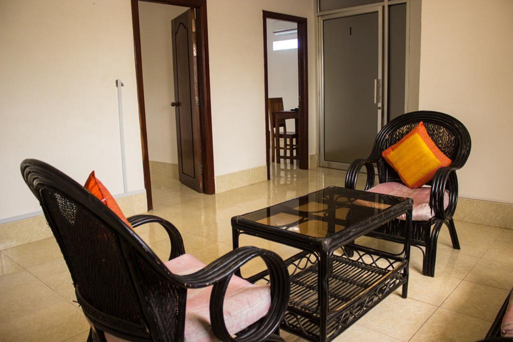 Overflow Guesthouse เสียมราฐ ภายนอก รูปภาพ