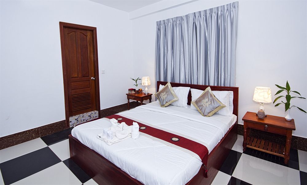 Overflow Guesthouse เสียมราฐ ภายนอก รูปภาพ