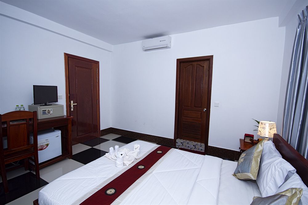 Overflow Guesthouse เสียมราฐ ภายนอก รูปภาพ