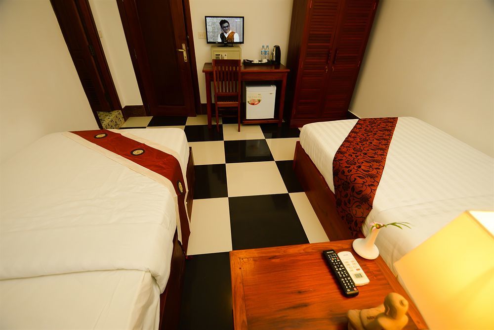 Overflow Guesthouse เสียมราฐ ภายนอก รูปภาพ